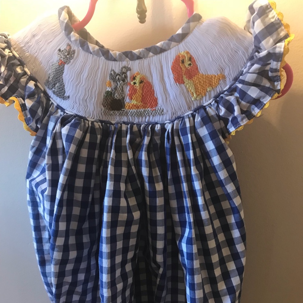 Lady & the tramp smocked bubble